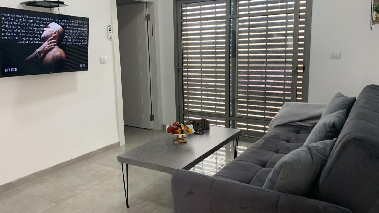 פסגת יובלים Apartman Kirjat Smóna Kültér fotó